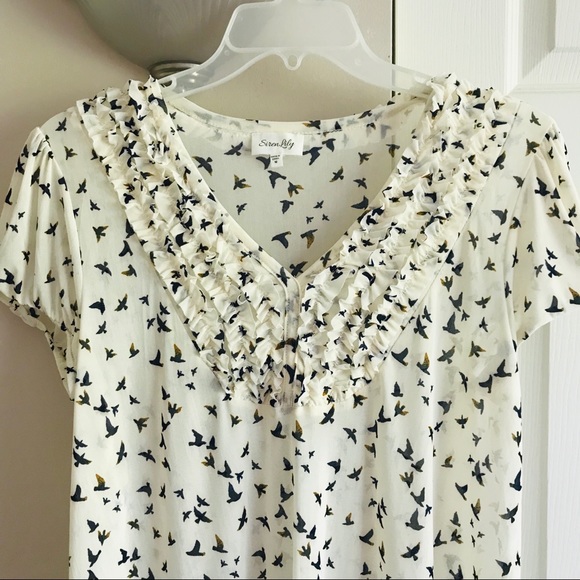 Lightweight Bird Pattern Blouse - Picture 2 of 7